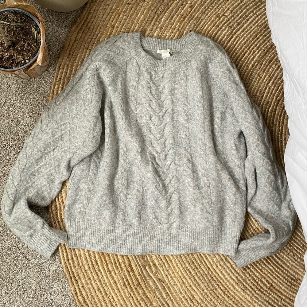H&M sweater